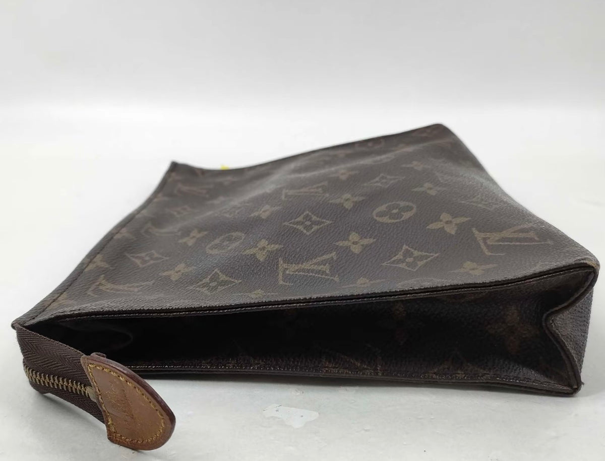 Louis Vuitton Monogram Canvas Toiletry 26 Pouch